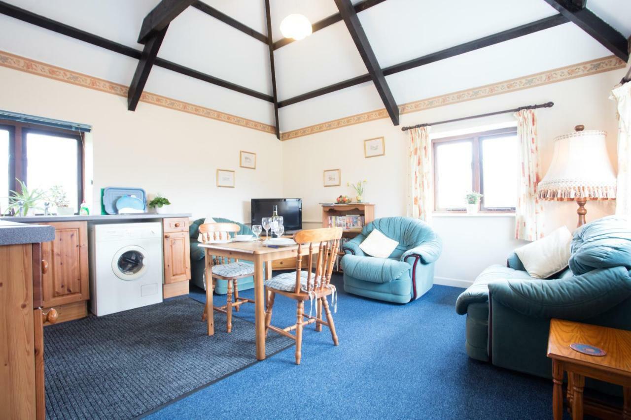 Sharlands Farm Holiday Cottages Bude Exterior foto